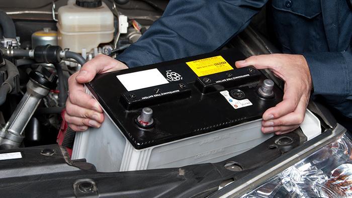 Can A Weak Battery Cause Transmission Problems