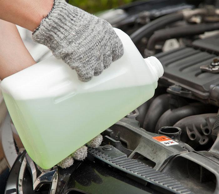 Does Coolant Evaporate In Hot Weather