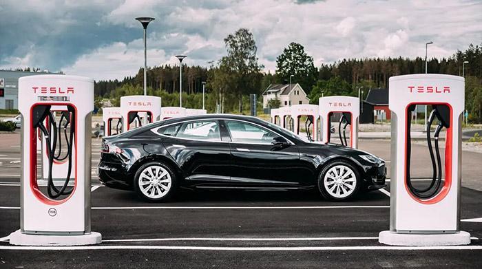 How Long Does It Take To Charge A Tesla