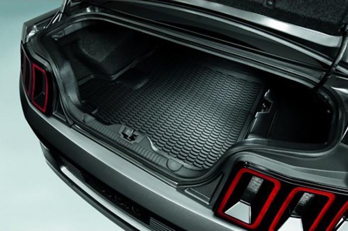 Ford Mustang Convertible Trunk Space-2