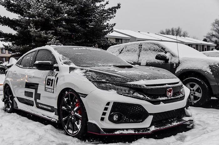 Honda Civic In Snow