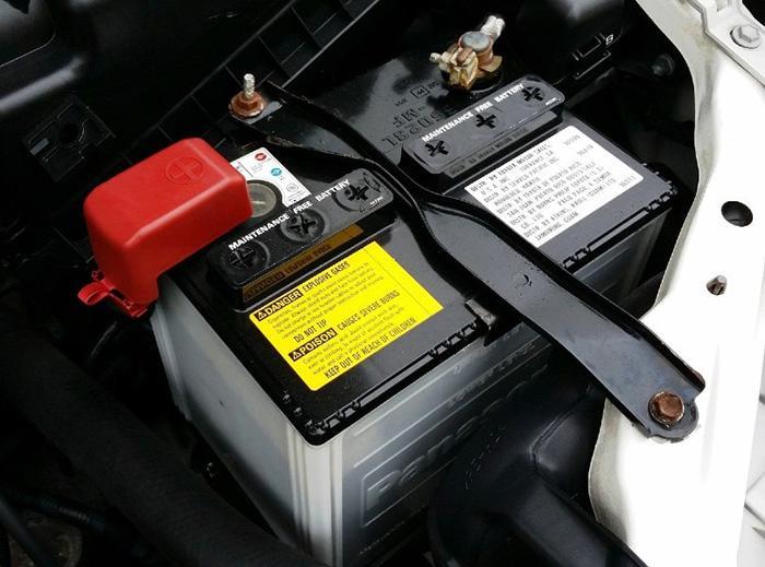 Can Car Battery Die While Driving