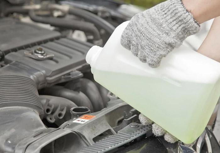 Can I Use Water Instead Of Antifreeze (2)