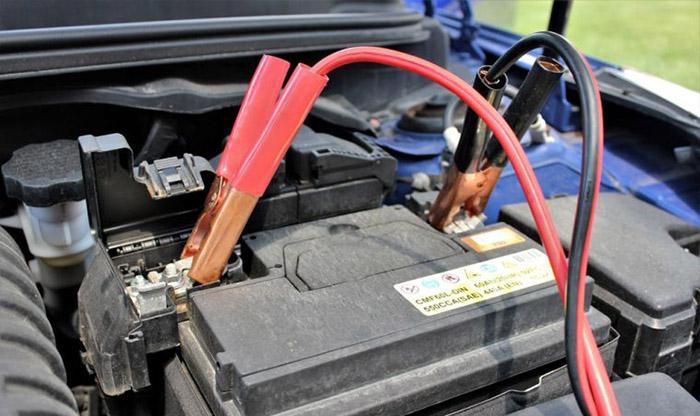 Can You Start A Car With A Battery Charger Connected-3