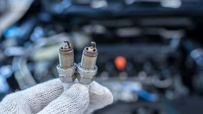 Do Fuel Injected Cars Have Spark Plugs