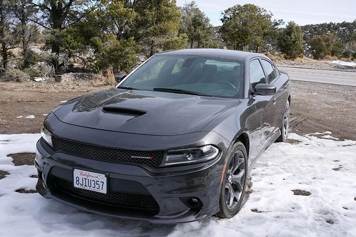 Dodge Charger In Snow (3)