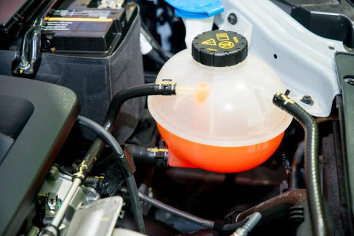 Where Should Coolant Level Be When Cold-3