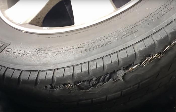 tire showing wire-3