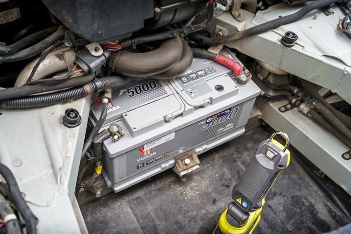 Car Battery Not Charging Alternator Good-3