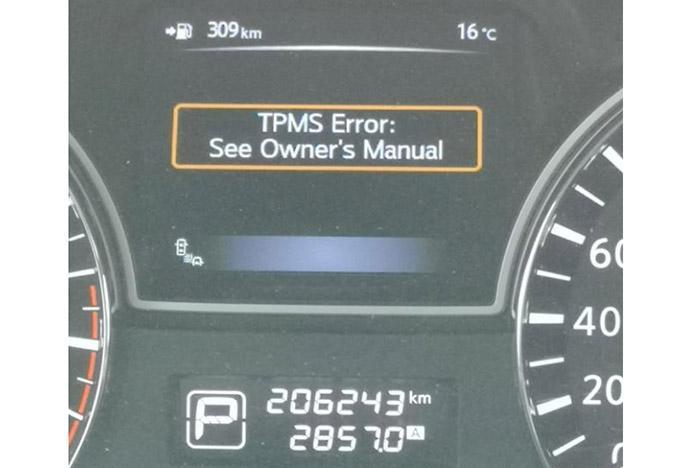 TPMS Error Nissan Altima 2013.