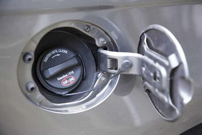 What Problems Can A Loose Gas Cap Cause