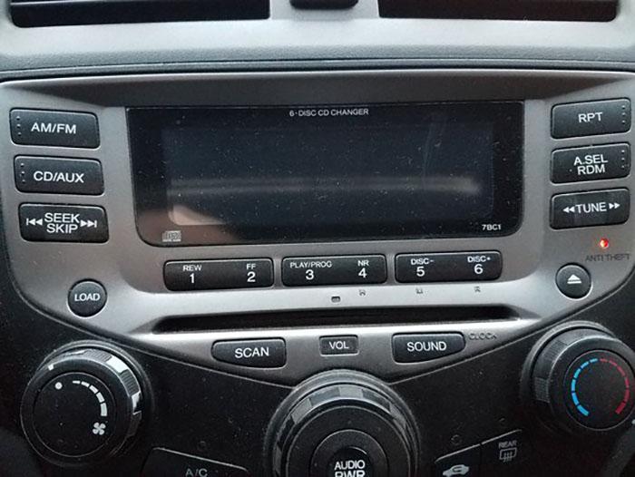 Where Is The Aux In Honda Accord 2007..